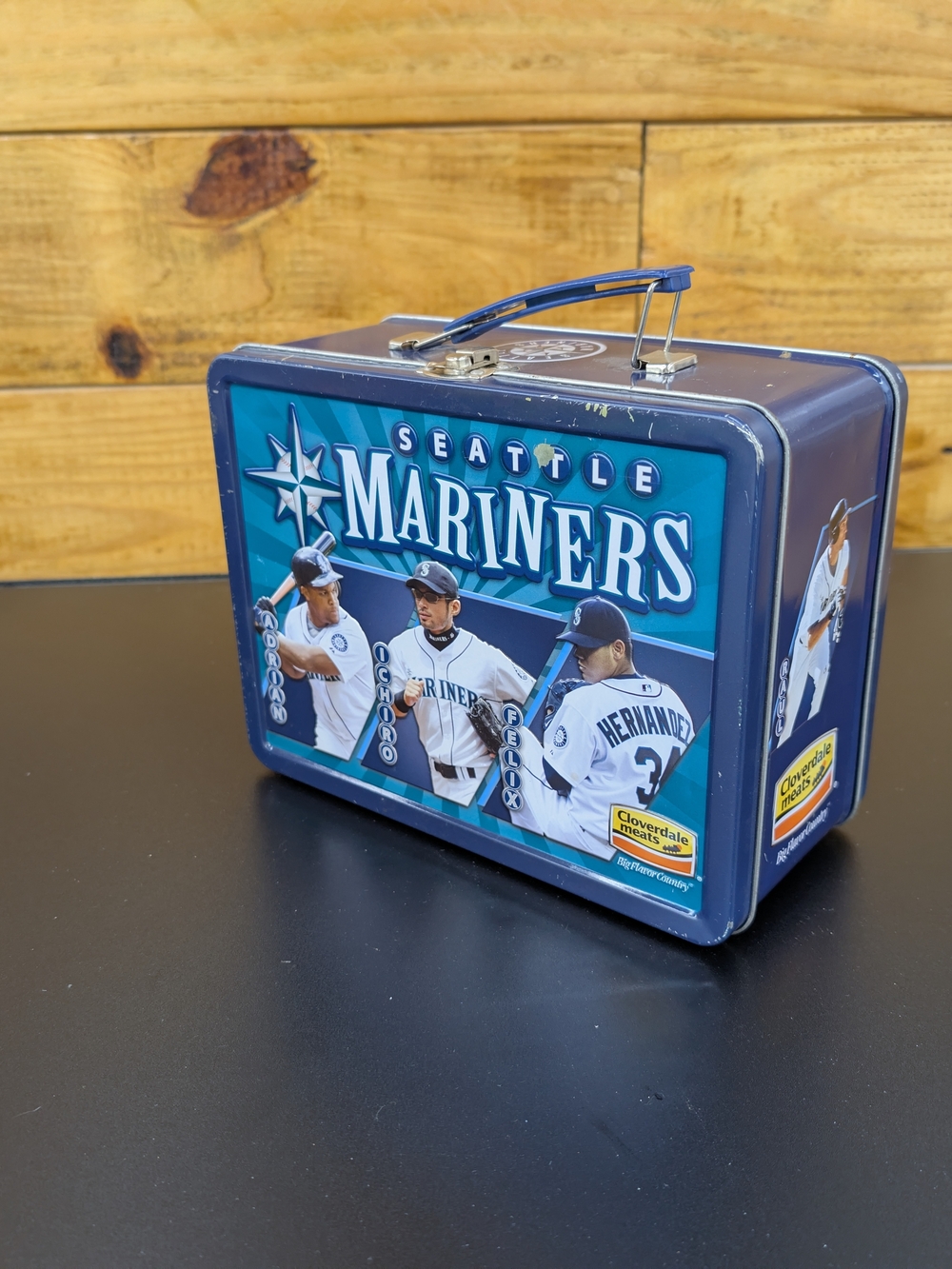 Seattle Mariners Metal Lunchbox – Navy Blue Baseball Collectible